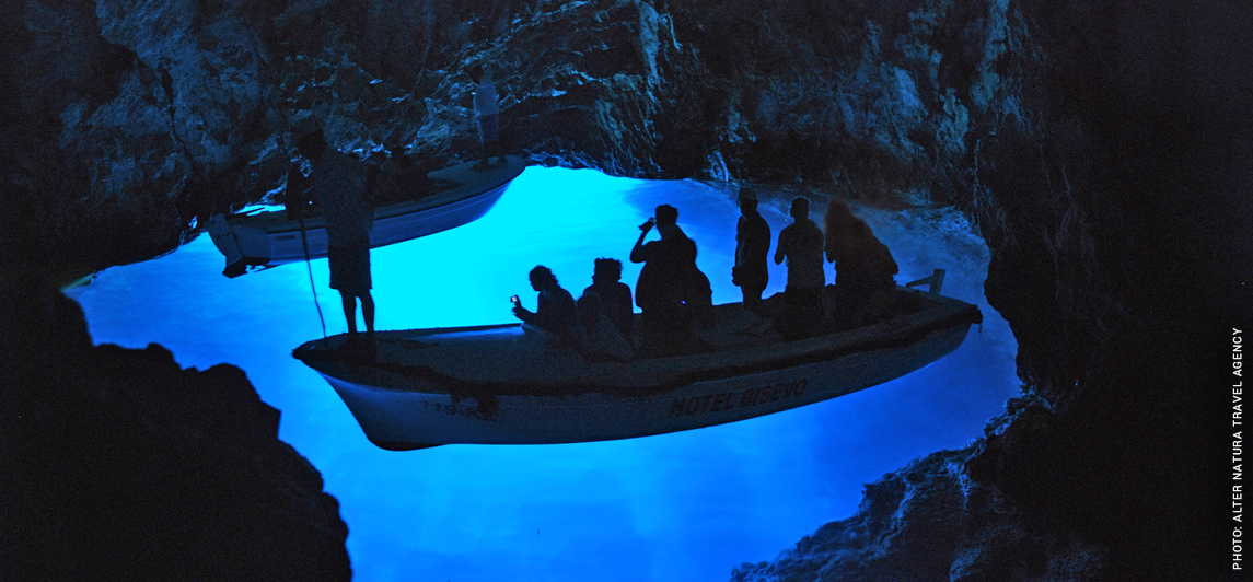 Blue_cave_Bisevo